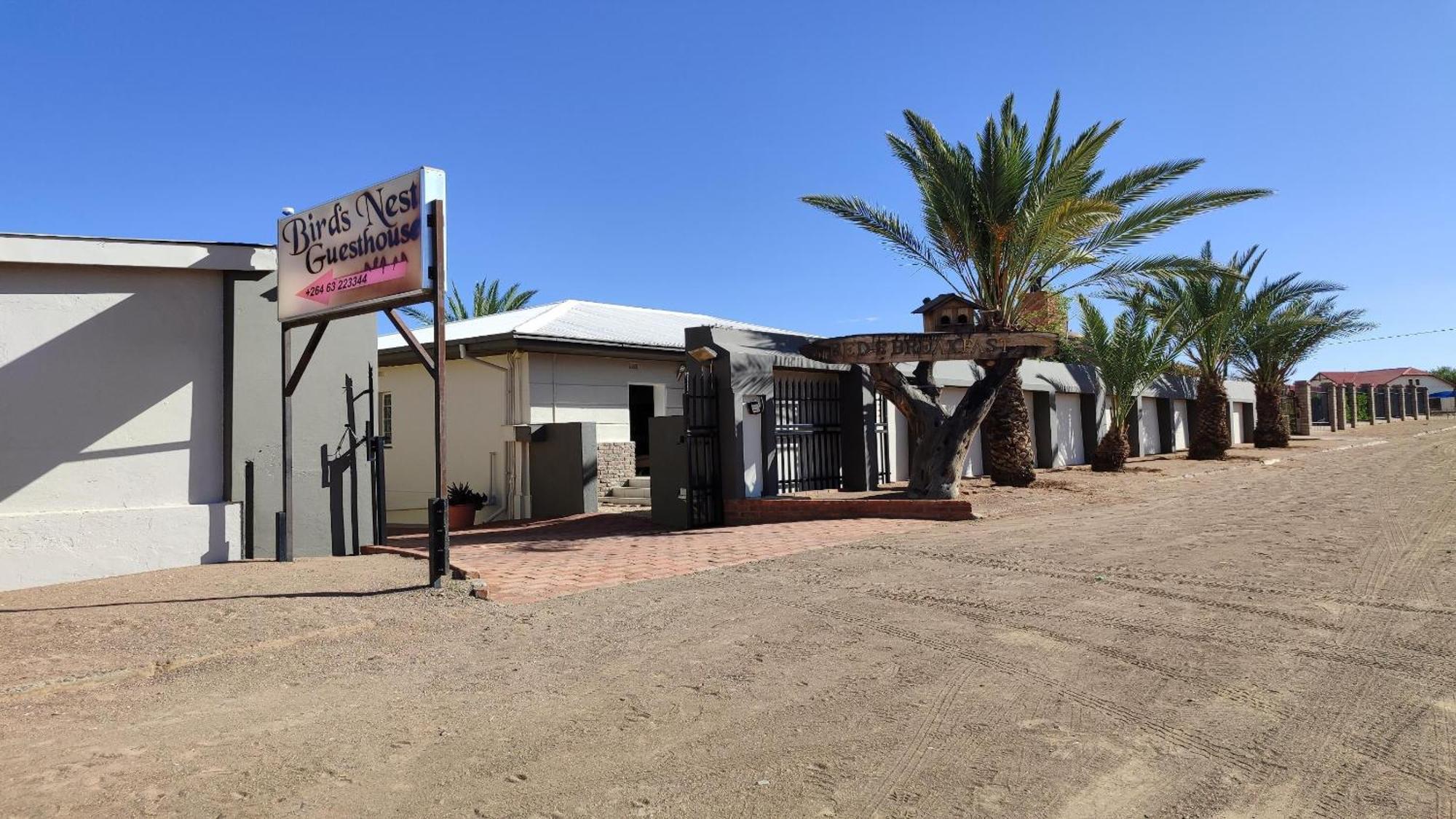 Bird'S Nest Guest House Keetmanshoop Dış mekan fotoğraf