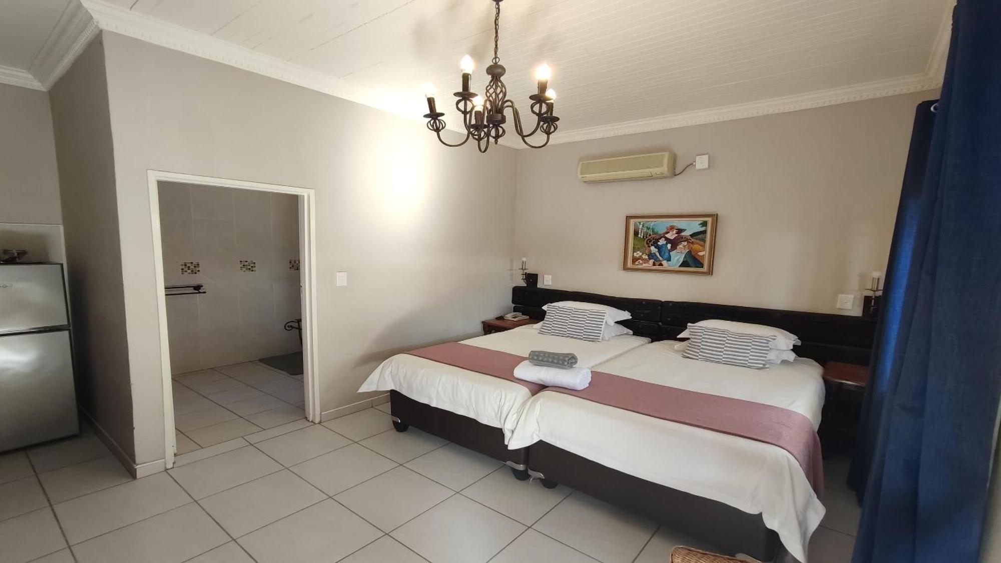 Bird'S Nest Guest House Keetmanshoop Oda fotoğraf