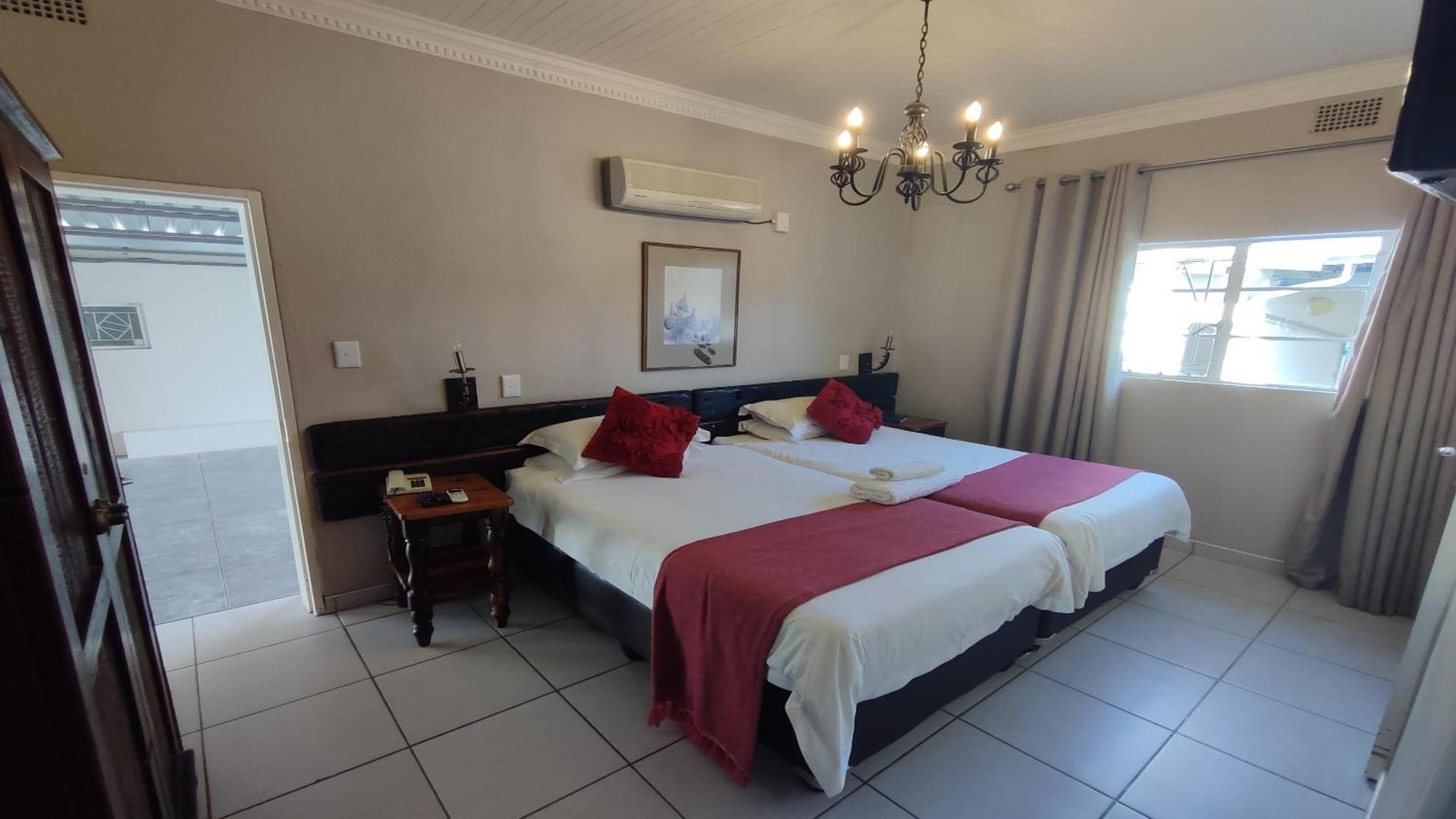 Bird'S Nest Guest House Keetmanshoop Dış mekan fotoğraf