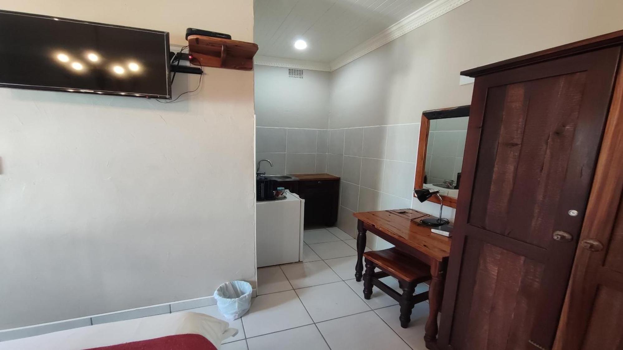Bird'S Nest Guest House Keetmanshoop Dış mekan fotoğraf